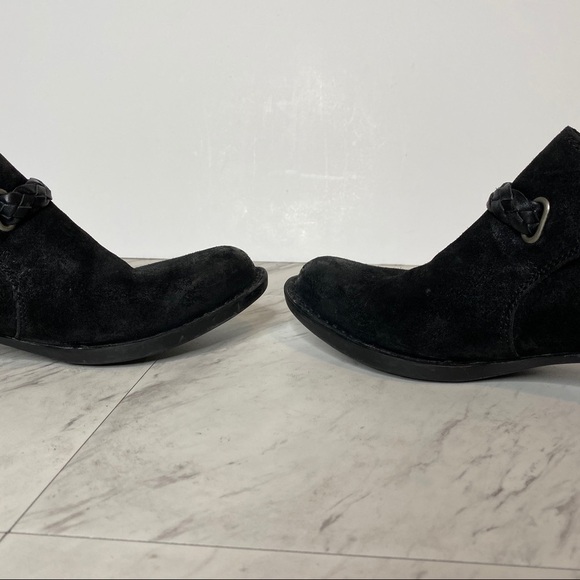 Born Sylvia Distressed Leather Black Bootie 7M - Picture 6 of 14